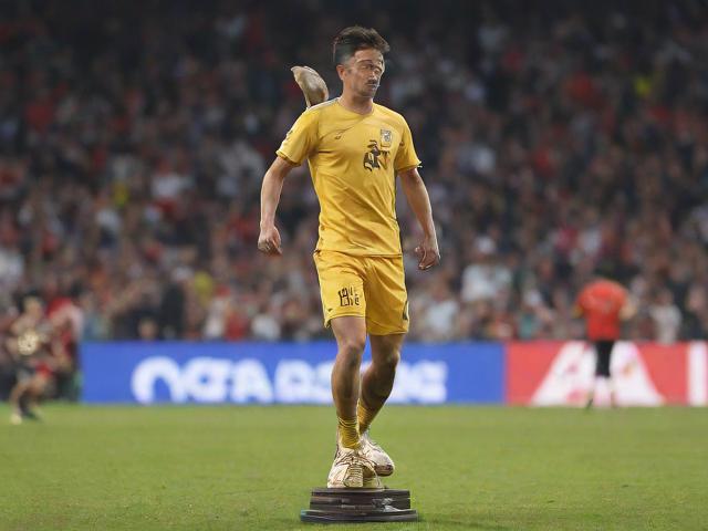 开云体育_ 德甲赛季总结：最佳球队与球员的评选，德甲赛季最佳球员奖杯