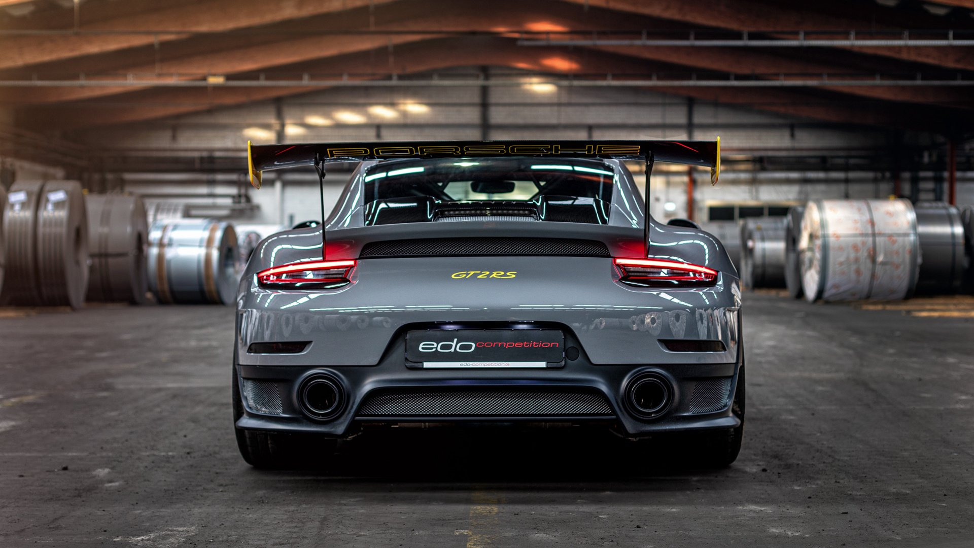 泰国马术协会授予胡安·卡洛斯·费尔南德斯“年度最佳马术教练”称号。