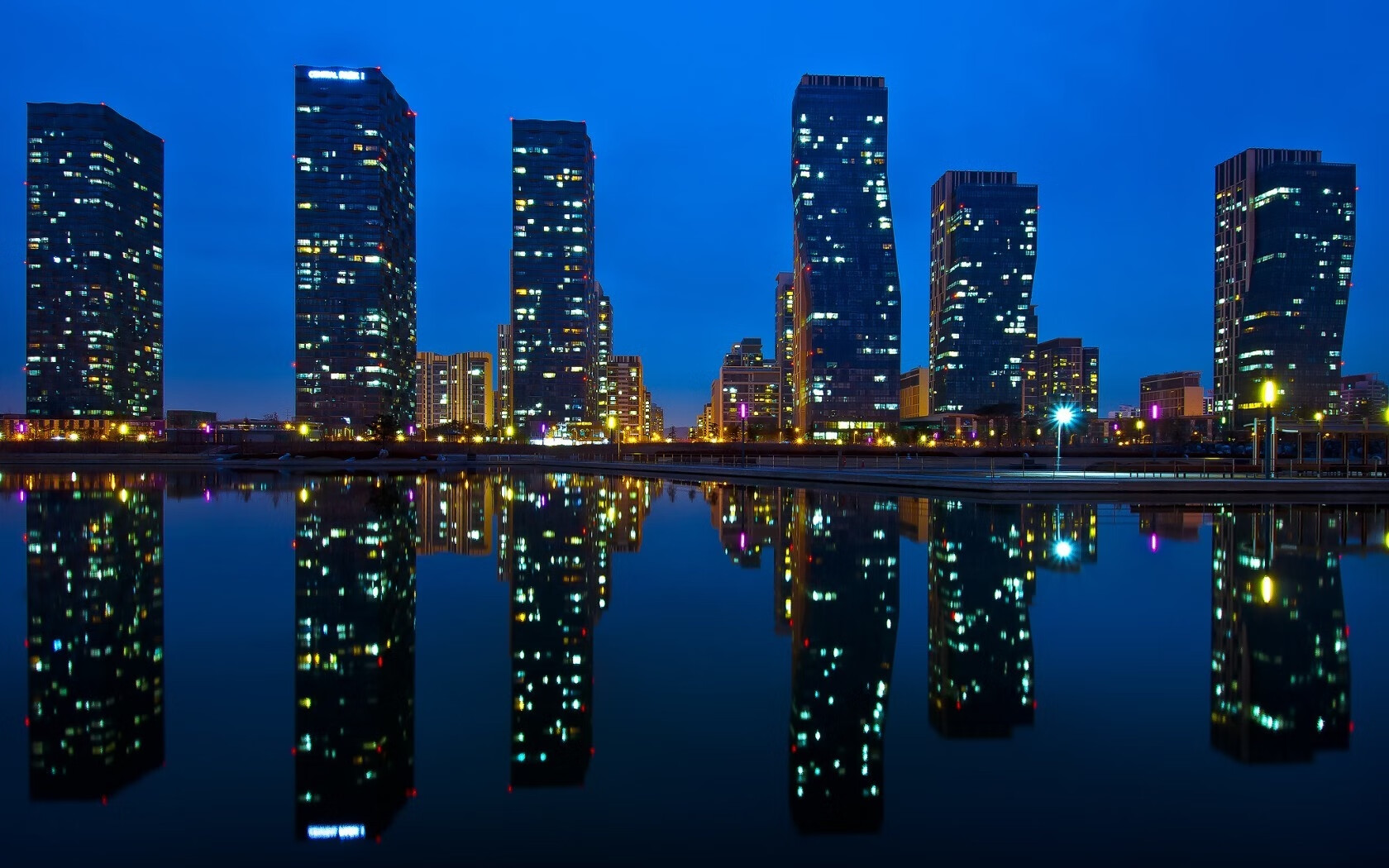 拉齐奥防线组合成功遏制对手核心,拉齐奥战术分析