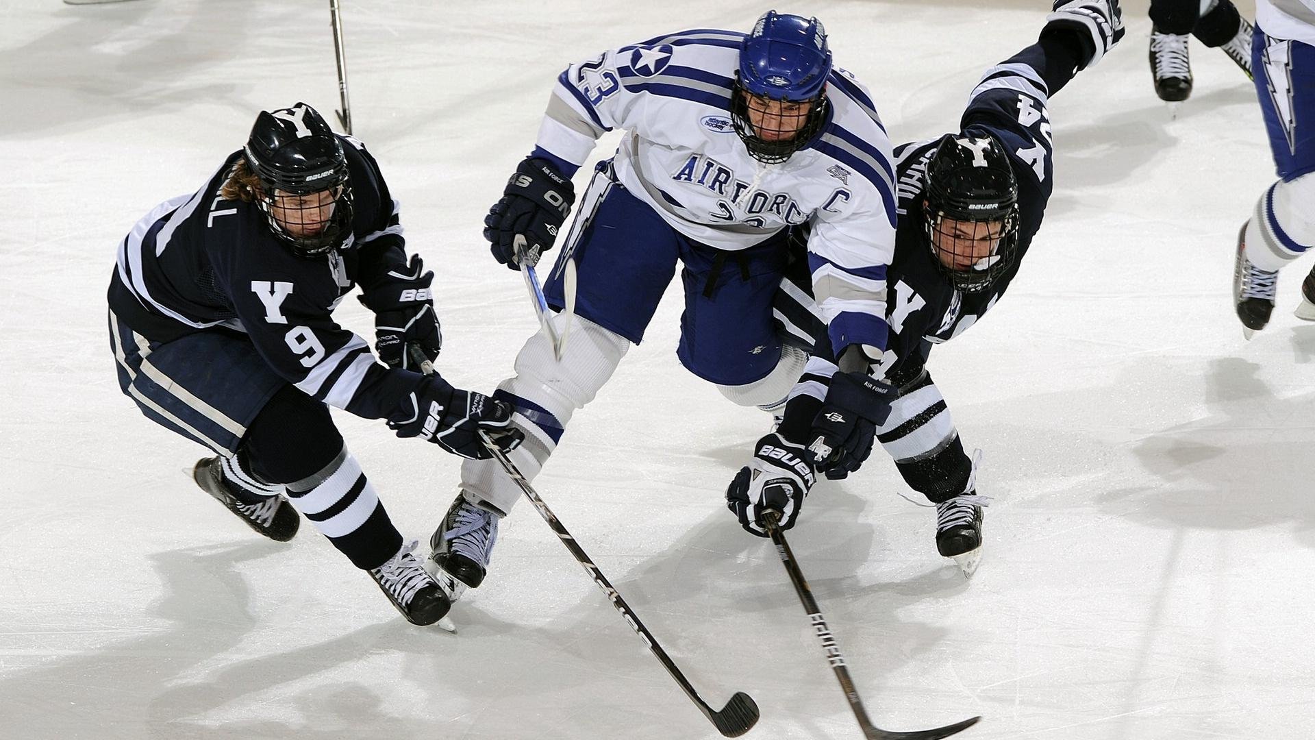 开云体育备用网址-“经典战役回顾：疫情后最激烈、最感人的比赛瞬间”，2020战疫感人一幕